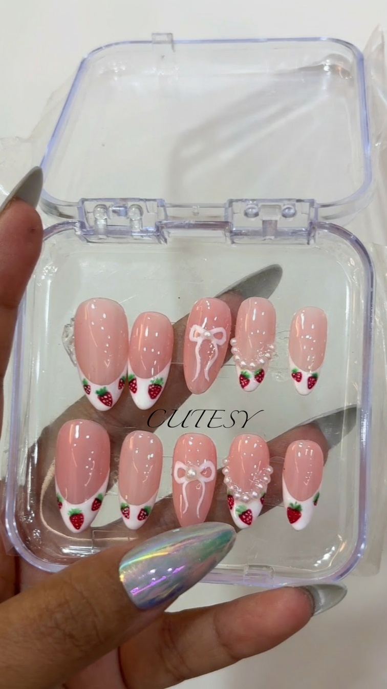 Strawberry Pearl view 4